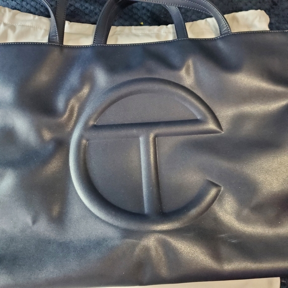 New TELFAR Large Navy shopping bag - Picture 3 of 8